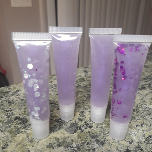 LIP GLOSS - Picture 2 of 4